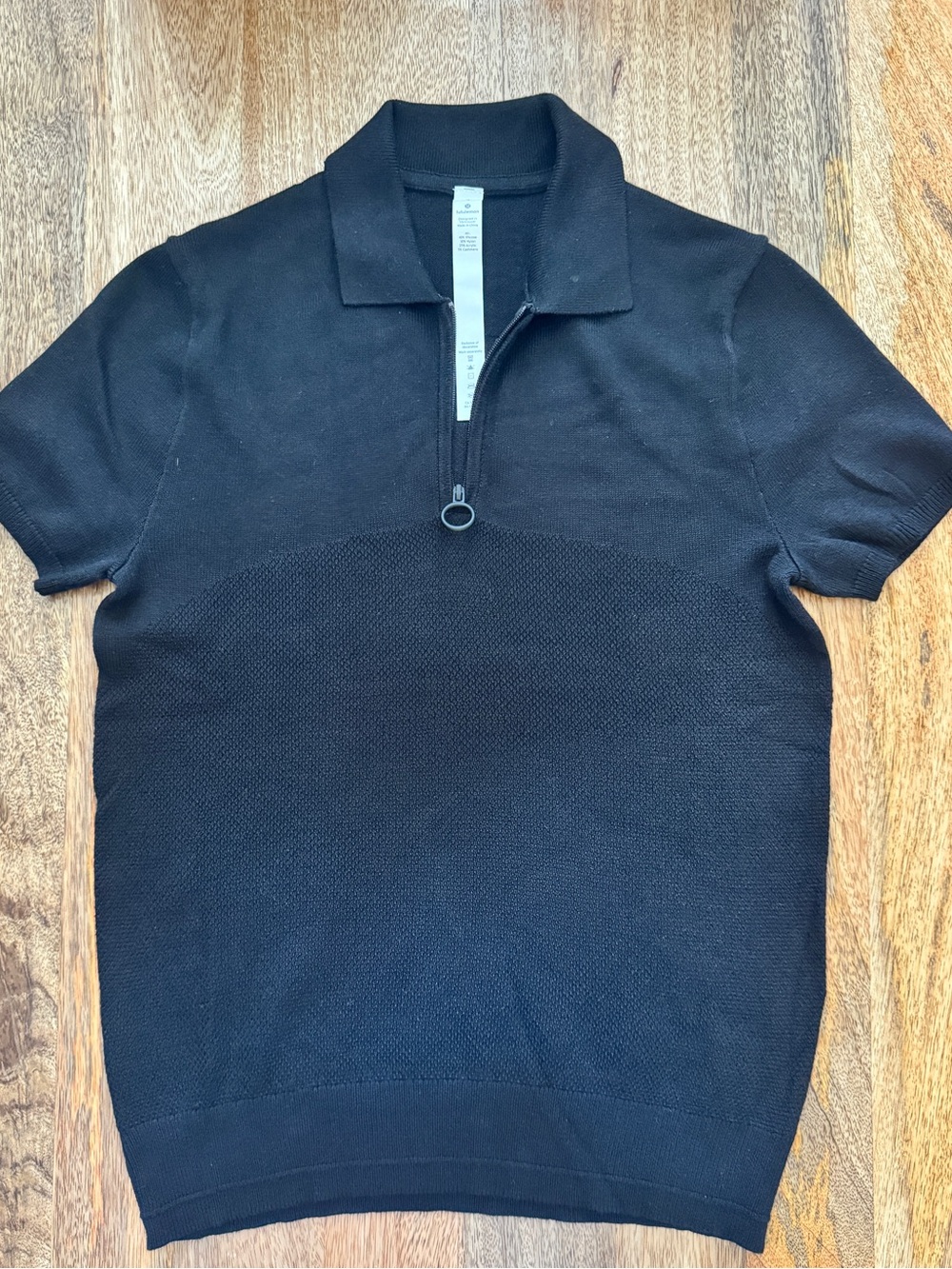 Lululemon • City Calm Short Sleeve Sweater • Size 4 • EUC
